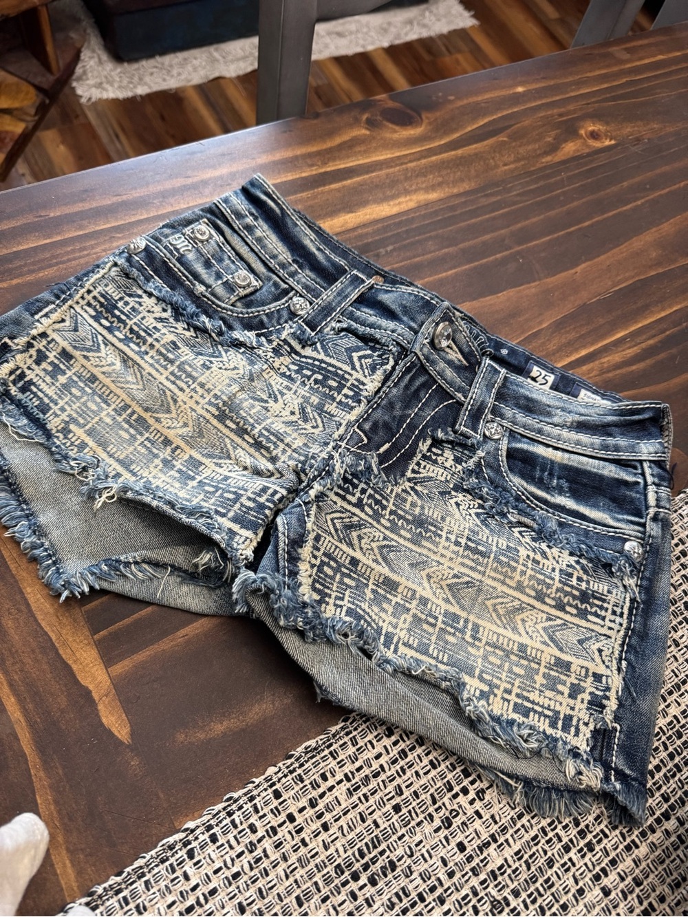 Miss Me denim tribal shorts size 25